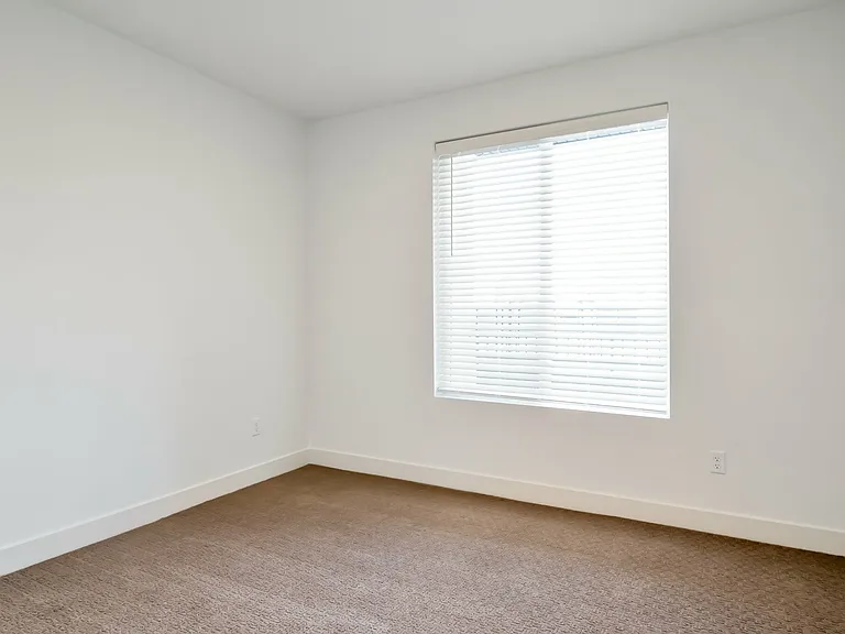 Brighton 2x2 Primary Bedroom