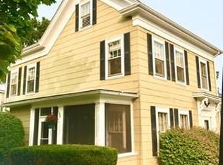 33 Vincent St, Saugus, MA 01906