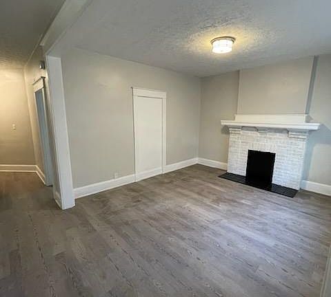 4th image of 3425 Carolina Ave