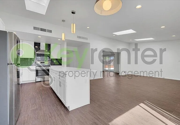 8133 Molokai Way — Photo 8