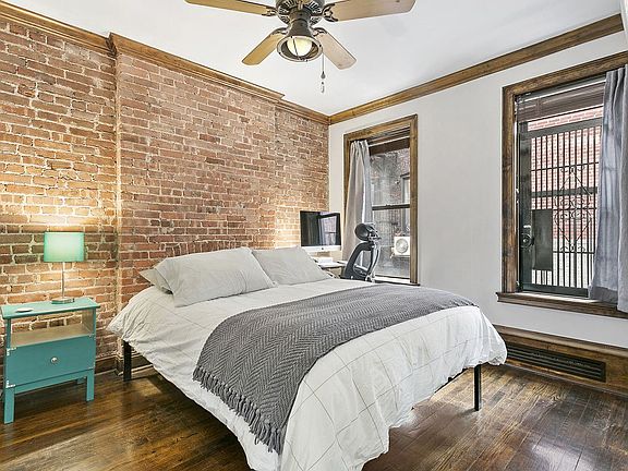4th image of 344 W 49th St APT 3F