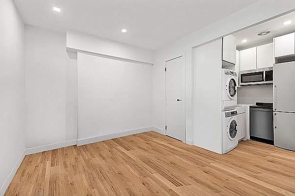 1st image of 103 Saint Marks Pl #5B