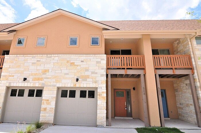1st image of 16701 Great Oaks Dr