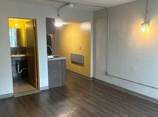 21201 Woodward Ave #104, Ferndale, MI 48220