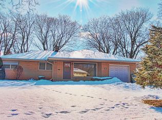 5535 W Andover Rd, Milwaukee, WI 53219