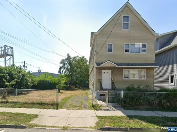 178 Van Winkle Ave, Garfield, NJ 07026