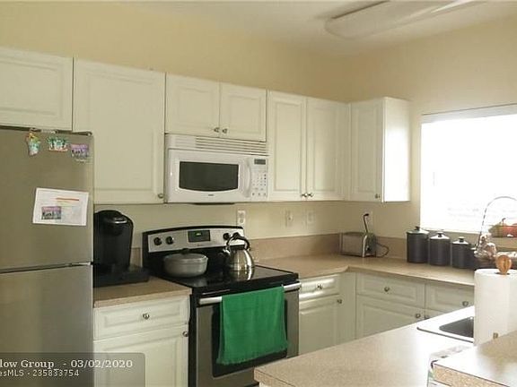 4th image of 680 SW 6th Ct #680
