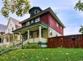 944 N 34th St, Milwaukee, WI 53208