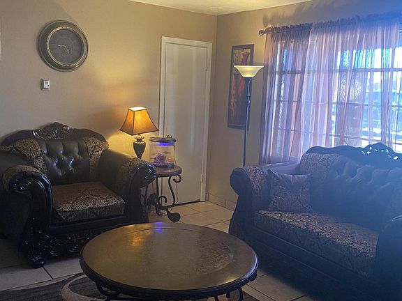 2nd image of 220 Nimitz Dr