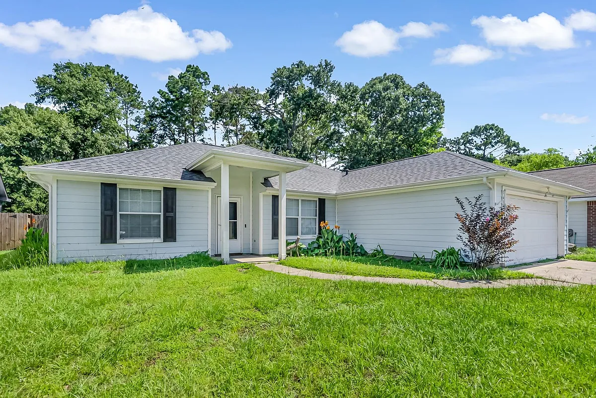 Building Photo - 16393 Ryan Guinn Way