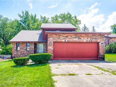 6688 Renwood Rd, Independence, OH, 44131