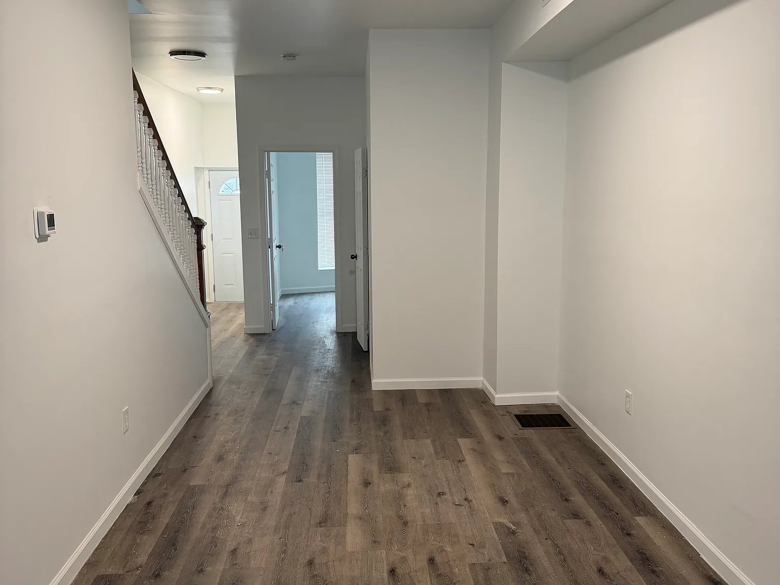 4 bed, 1200 sqft, $1,700 — Photo 3