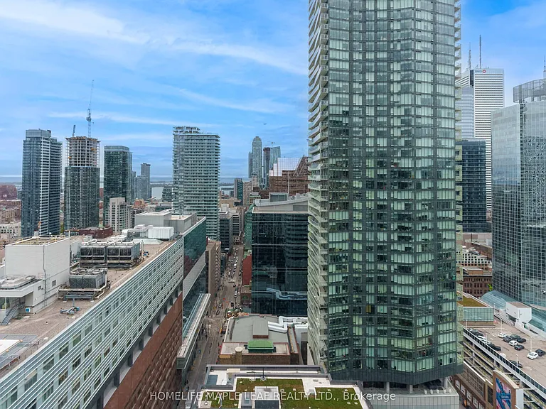 210 Victoria St #3505 — Photo 33