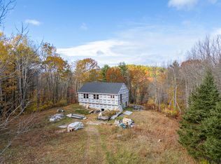 20 Hollyhock Farm Ln, Cornish, ME 04020