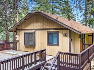 28374 Larchmont Ln, Lake Arrowhead, CA 92352