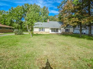 27716 Bassett Rd, Westlake, OH 44145