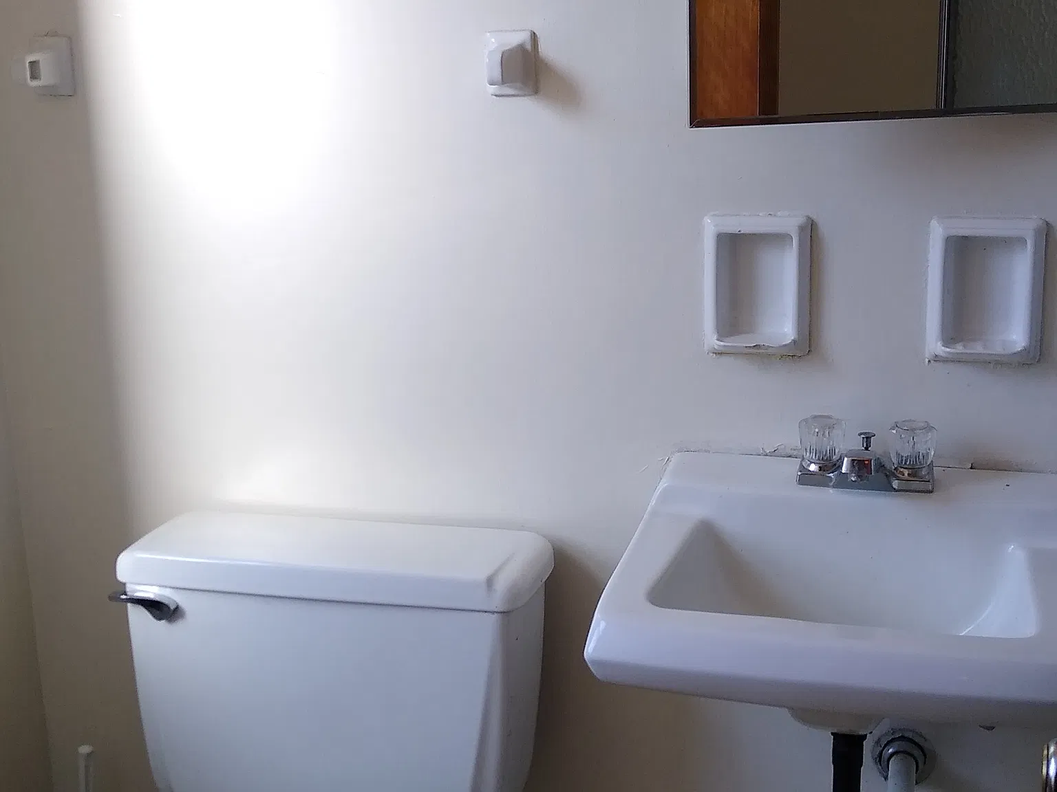 Studio, 250 sqft, $575 — Photo 2