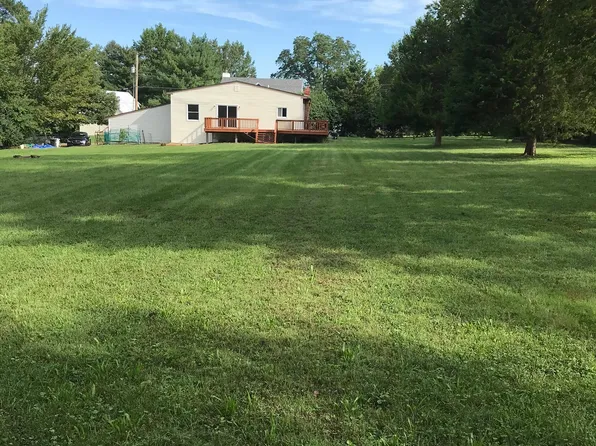 508 Thrush Ave, Ballwin, MO 63021