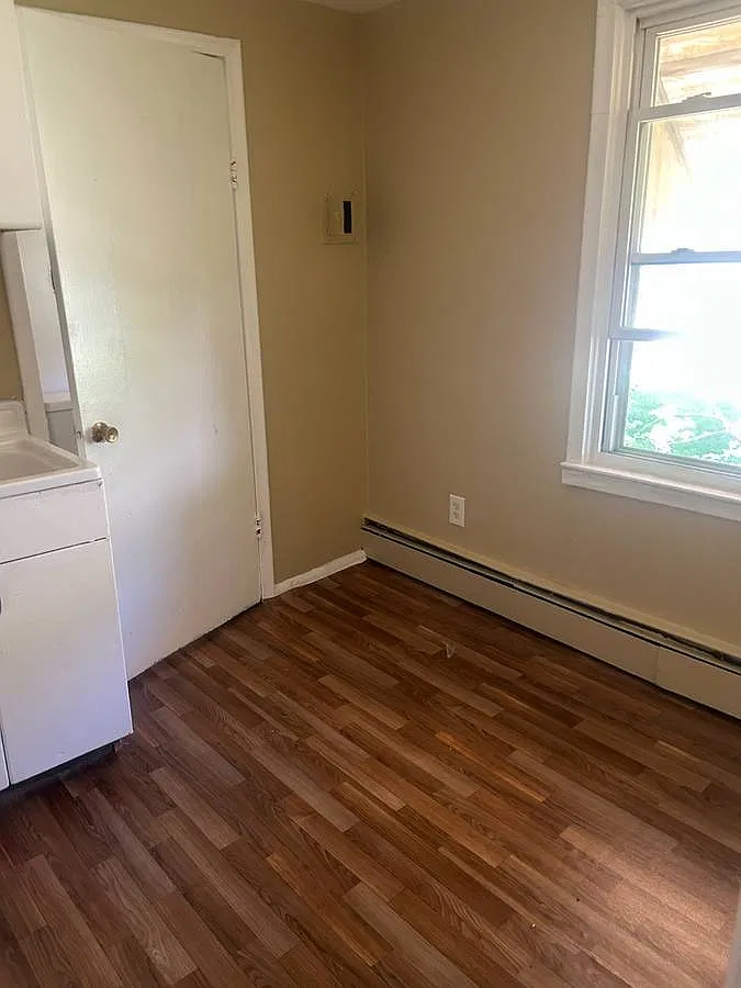 1 bed, 600 sqft, $800 — Photo 3