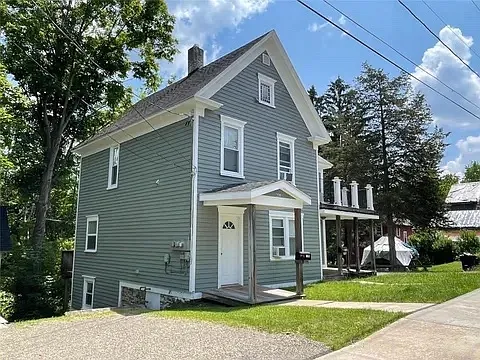 44 Clinton St #B — Photo 2