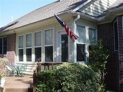 5th image of 3374 Willow Circle SE