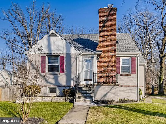 3rd image of 8611 Quentin Ave