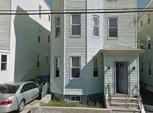 87 Arlington St, Watertown, MA 02472