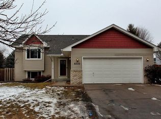 8230 Jergen Ave S, Cottage Grove, MN 55016