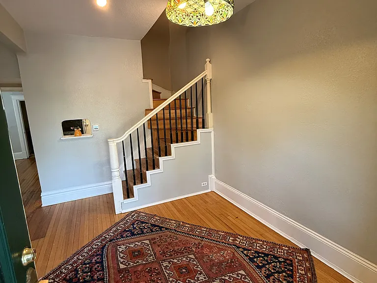 1707 Vine St — Photo 5