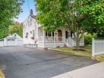 35 New Lane, Cromwell, CT, 06416