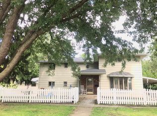 327 S Jefferson Ave, Amboy, IL 61310