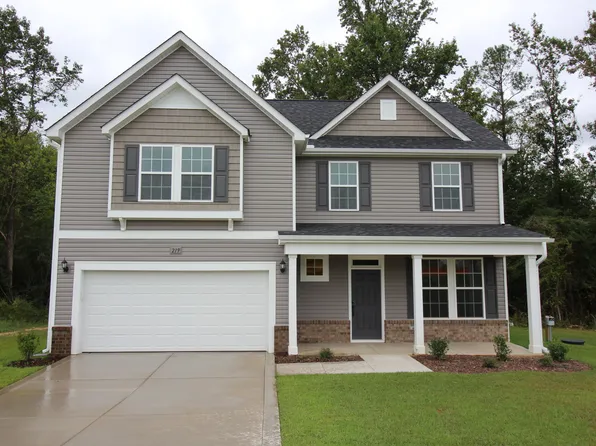 219 Maverick Ln, Dunn, NC 28334