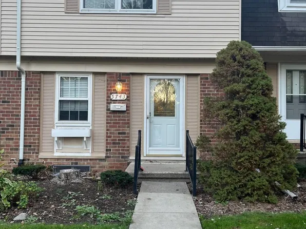5743 Northfield Pkwy #643, Troy, MI 48098