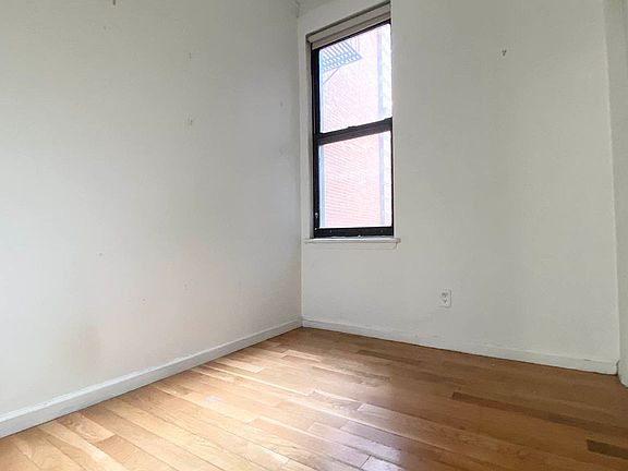 3rd image of 216 W 16th St #3C
