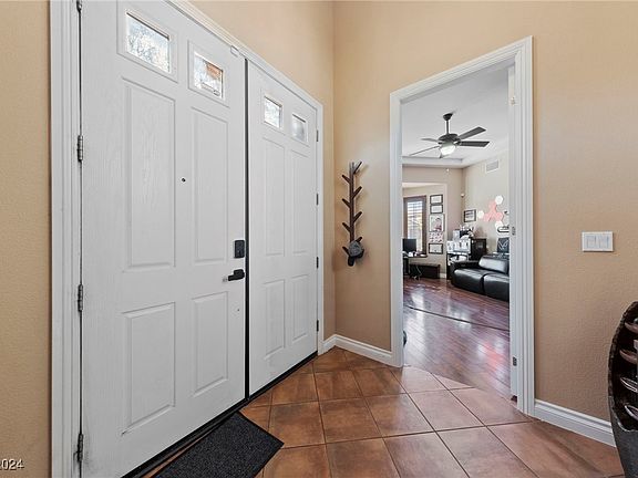 4th image of 7524 Royal Crystal St