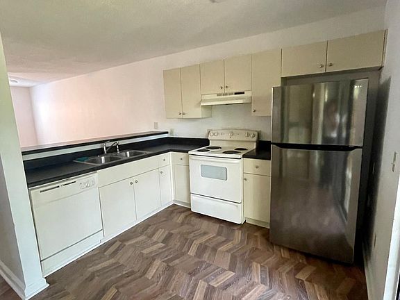 4th image of 1560 Kay Ave