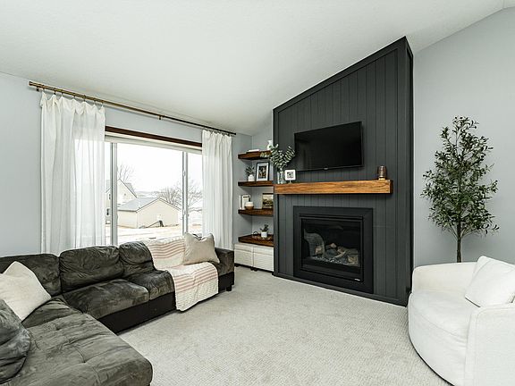 4th image of 4718 Alan Ln NW