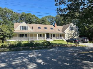 454 Old Town Rd, Hyannis, MA 02601