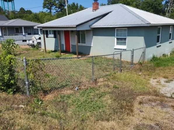 313 Hunter St, Seneca, SC 29678