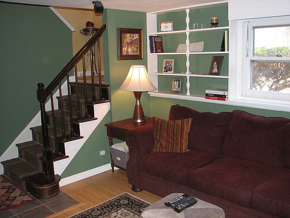 This family room is ideal for enjoying a good book