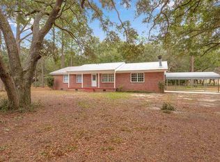9242 Barney Broxson Rd, Milton, FL 32583