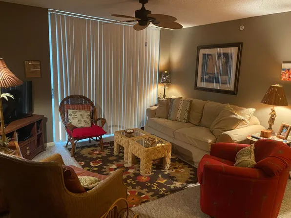 1715 Village Boulevard #203, West Palm Beach, FL 33409