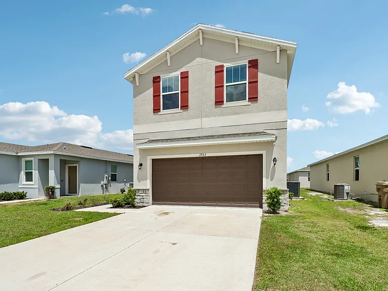 Simmons Trace — Photo 64