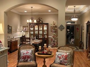 691 Wildflower Cir, Chattanooga, TN 37419