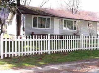 79 Rockland Rd, Roscoe, NY 12776