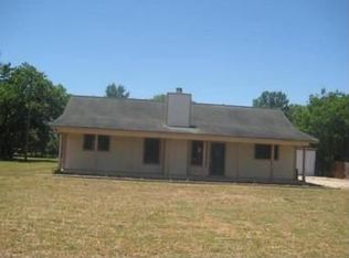 1318 Mary Ln, La Porte, TX 77571