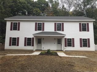 57 Lounsbury St, Naugatuck, CT 06770