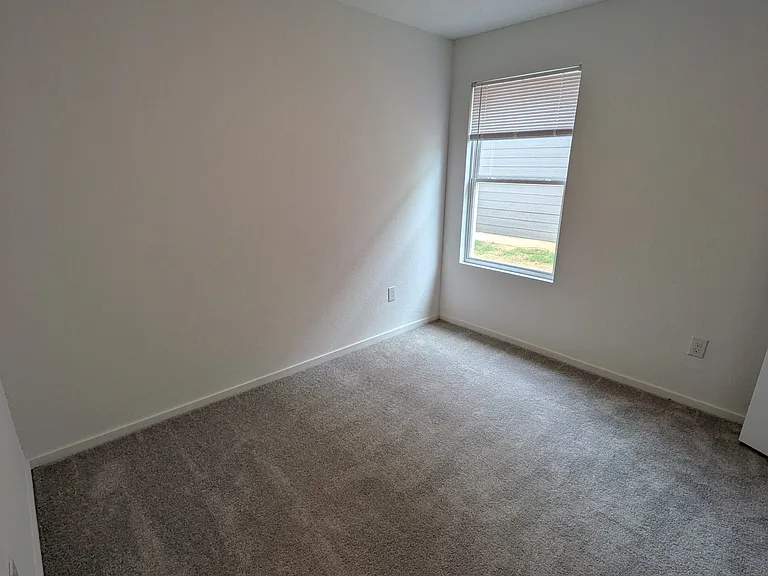 19004 Encanto Aly — Photo 11