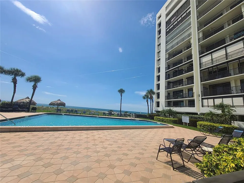 1460 Gulf Blvd #1102