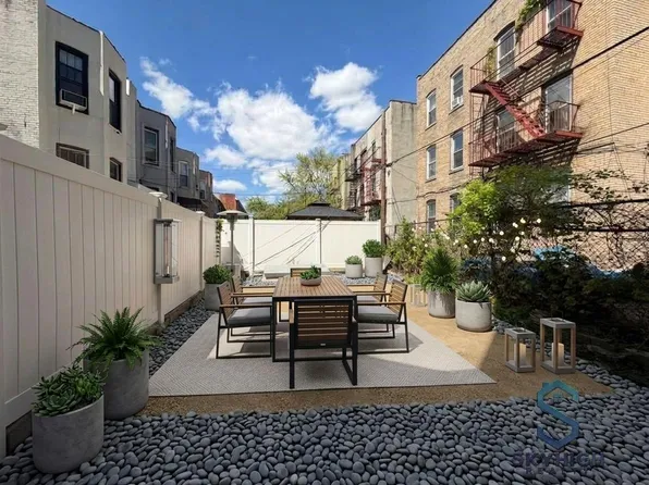 2911 Avenue D image 1 of 4